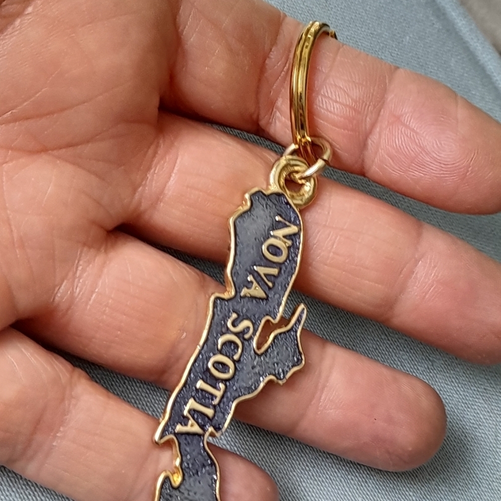 Blue And Gold NOVA SCOTIA KEYCHAIN - Picture 4 of 4